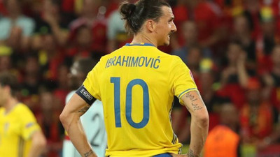 İbrahimoviç, milli takıma yeniden göz kırptı