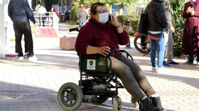 Engelli olan Şerife Şimşek'e hırsızlık şoku. Vicdansızlığın bu kadarına da pes