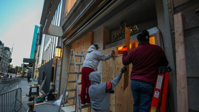 ABD'de yağmaya karşı tahtalı seçim önlemi. 2016'daki hatayı tekrarlamak istemiyorlar