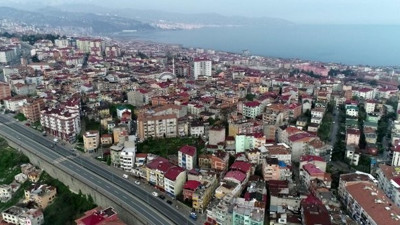 Doğu Karadeniz'de deprem riski arttı diyen Prof. Dr. Bektaş: Kuzeyimizde Karadeniz fayı güneyimizde Kuzey Anadolu fayı var. Bölgeye güvenli demek büyük yanlış