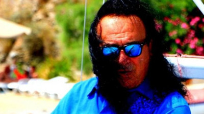 Ünlü şarkıcı Ata hayatını kaybetti. Acı haberi Onur Akay böyle duyurdu