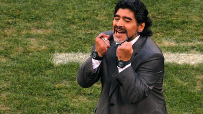 Diego Armando Maradona kimdir? Efsane ismin hastalığı ne, neden acil olarak ameliyata alındı