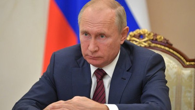 Putin yıllardır sakladığı hastalıkla baş edemiyor, İngiliz medyası ortaya çıkardı, koltuğuna veda mı ediyor