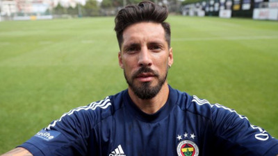 Fenerbahçe taraftarına Jose Sosa'dan kötü haber