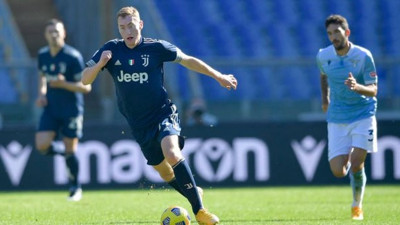 Muriçli Lazio, kendi sahasında Juventus ile beraberliği son anda kurtardı