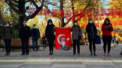 Saat 9'u 5 geçe Ankara'da hayat durdu, o anlar kameralara böyle yansıdı