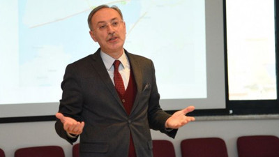 Prof. Dr. Haluk Selim büyük İstanbul depreminin tarihini ve şiddetini açıkladı. Eyvah eyvah şaşma ihtimalinin olmadığını ifade etti. Riskli bölgeleri tek tek sıraladı