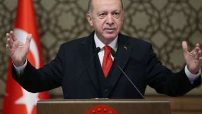 Erdoğan, Sultan Abdülhamit'i tahttan indiren, İslamcıların nefret ettiği Enver Paşa'yı yere göğe sığdıramadı