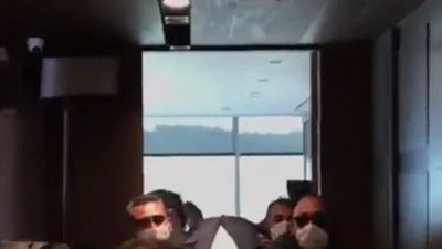 Yasak Elma’dan ayrılan Talat Bulut’a Gana usulü cenaze töreni, videoyu izleyenler kahkahayı bastı