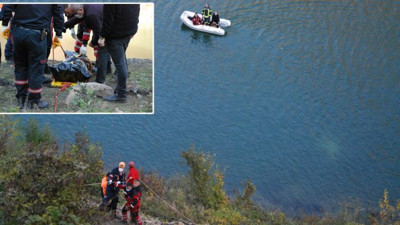 Bartın’da 3 işçinin kiralık otomobille şehir turu faciayla bitti. 100 metre yüksekten Kirazlıköprü barajına uçtular