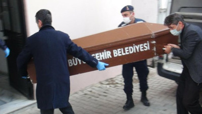 Katil pazarcı bir söz söyledi jandarma dondu kaldı. İzmir'de karısı ve kızını öldürmüştü