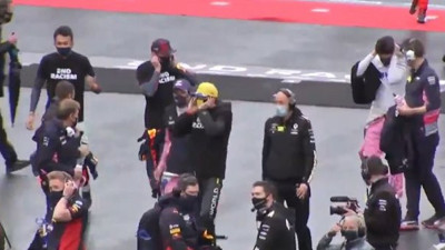 Formula 1 pilotları kaçacak yer aradı. O görüntüler saniye saniye kaydedildi