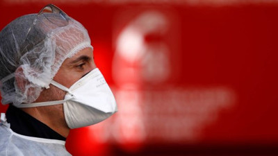 Korona bitse bile o sürüyor... Uzmanlar salgınla mücadelede yeni tehlikeyi açıkladı