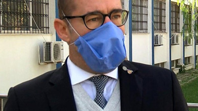 Dikkat maskelerdeki görünmeyen tehlikeyi haykırdı. Prof. Dr. Oğuz Reşat Sipahi açıklayamayanı açıkladı