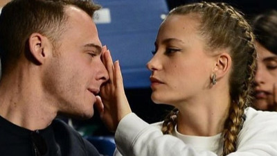 Serenay Sarıkaya’dan olay paylaşım, iddialara bu fotoğrafla cevap verdi