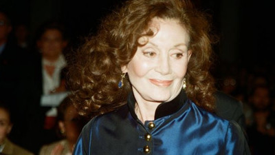 'Sahnelerin yıldızı: Yıldız Kenter'