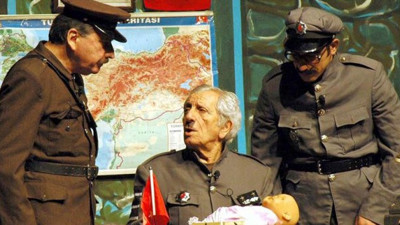 Güldürü ustası Nejat Uygur anılıyor