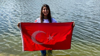 Fatma Uruk'tan Meksika'da serbest dalışta dünya rekoru