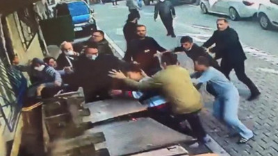 Esenyurt Meydan Muharebesi'nde mahalleli tekme tokat birbirine girdi