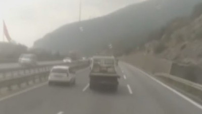 3 şerit yetmedi bayıra tırmandı. TEM otoyolunda korku dolu anlar