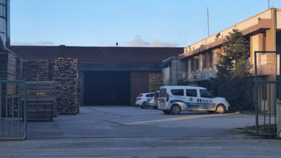 Kamyon kasasından ölüm düştü