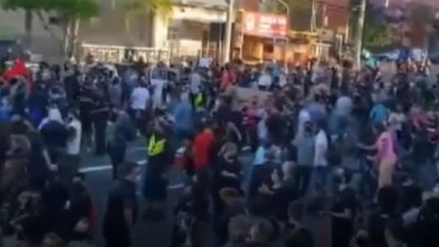 Siyahi adam öldürüldü ülke karıştı. O anlar kamerada