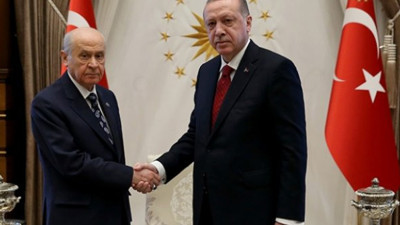 AKP eski milletvekili pimi çekti, bombayı Cumhur İttifakı’nın tam kalbine bıraktı. Bu ifadeler Cumhur İttifakı'nı sarsar