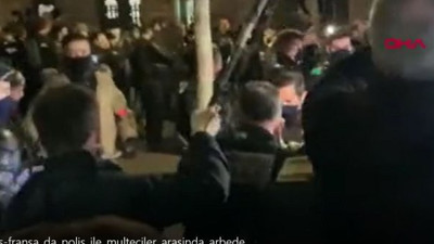 Polisle mülteciler birbirine girdi