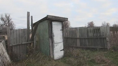 Vicdansız. Yeni doğurduğu bebeğini canlı canlı çukura gömdü