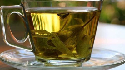 Herkes aşı beklerken koronaya karşı bakın şimdi de ne önerdiler, Saraçoğlu da gargara önermişti