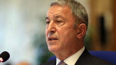 Bakan Akar'dan Fransız Senatosu'na tepki