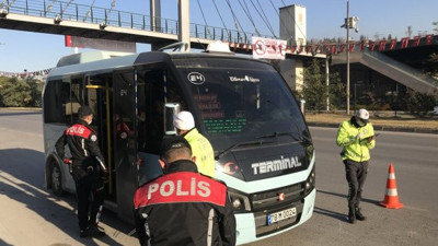 Karantinada değil halk otobüsünde ortaya çıktı