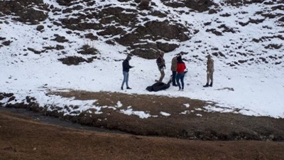 3 kaçak göçmen İran sınırında donarak öldü