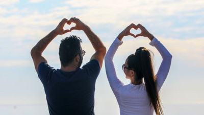 Antalyalı vatandaşlar Konyaaltı Sahili'ne akın etti