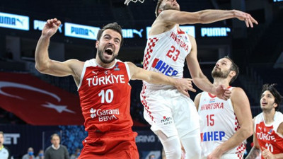 12 Dev Adam Hırvatistan karşısında parkeden buruk ayrıldı