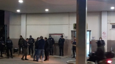 Mersin'den acı haber. Devrilen polis midibüsünde 1 polis şehit oldu