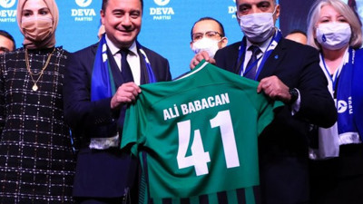 DEVA Genel Başkanı Ali Babacan, partisinin Kocaeli kongresinde konuştu