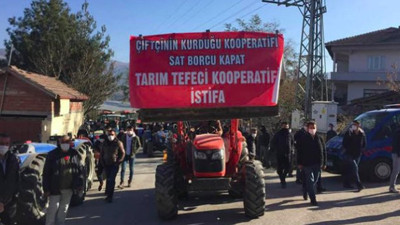 Çiftçi kendisine oynanan kredi oyununu açıkladı. Traktörlerle meydanlara indiler
