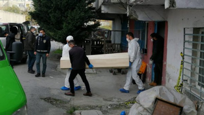 Gece işlenen cinayet yasak kalkınca ortaya çıktı