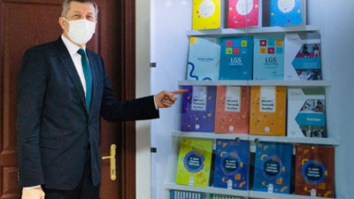 Bakan Selçuk: Soru setlerimiz 38 milyon kez görüntülendi