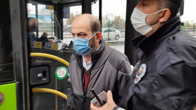 Otobüsten inmek istemedi. Şoför ile tartıştı