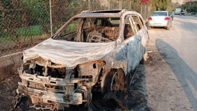 Park halindeki kundaklanan cip demir yığınına dönüştü