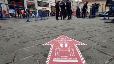 İstiklal Caddesi'nde 7 bin kişi kuralı başladı