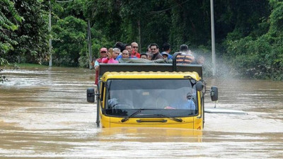 Tayland felaketi yaşıyor! 5 kişi öldü, 255 binden fazla konut zarar gördü