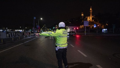 Sokağa çıkma yasağı başladığında İstanbullunun yarısı yollardaydı