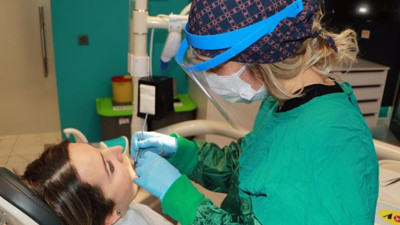 Gargaranın altında yatan gizli düşmanı açıkladı. Diş Hekimi Sevgi Fıratlıoğlu uyardı