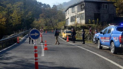 Trabzon'da kararı duyan kaçtı, jandarma giriş çıkışları kapattı