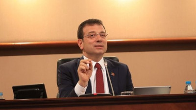 Yeni Şafak'ın haberi sosyal medyada alay konusu oldu! AKP ve MHP'li vekiller tweetlerini silmek zorunda kaldı