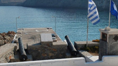 Ümit Yalım’dan büyük iddia, Yunanistan Küçük Çuha Adası’nı işgal etti!