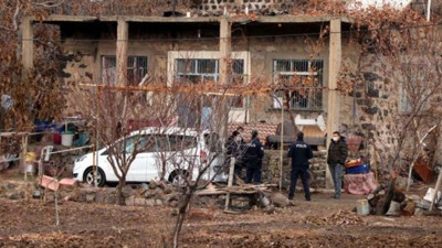 İki kardeş evde ölü bulundu!